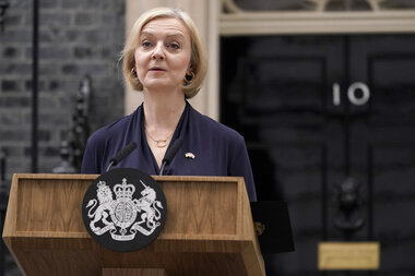 UK Prime Minister Liz Truss resigns after tumultuous six weeks - Vimarsana News