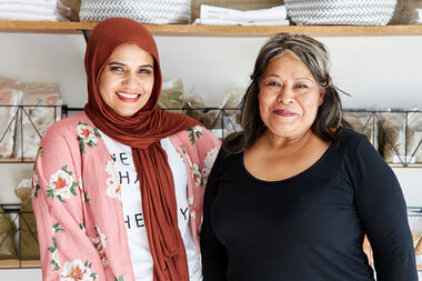 Flavors From Afar: Refugees cook up new lives - Vimarsana News