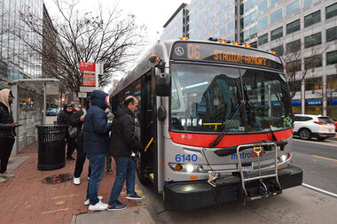 Free transit: Is it a public good, like libraries or schools? - Vimarsana News