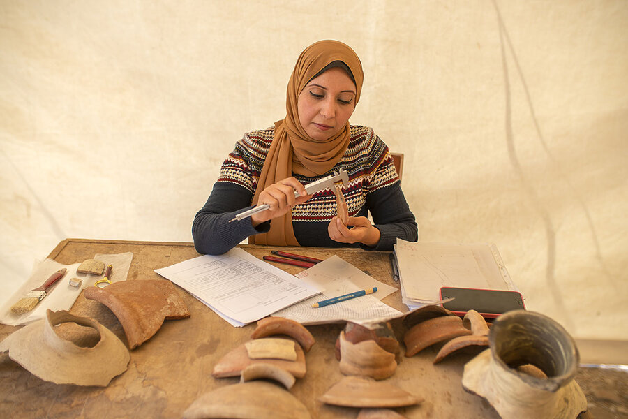 Dig Deeper: Discovering an Ancient Glass Workshop