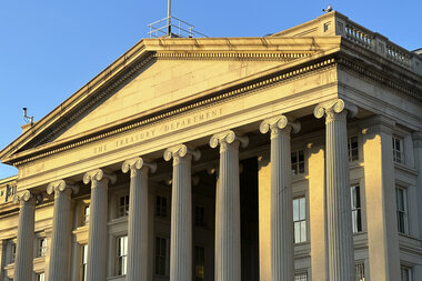 US national debt: Is balancing the budget possible? - Vimarsana News