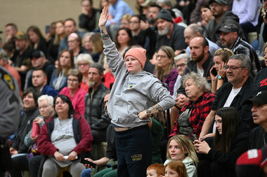 East Palestine train derailment: Ohio town seeks answers on toxic risk - Vimarsana News