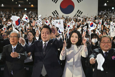 In Japan-South Korea relations, can recent security gains last? - Vimarsana News