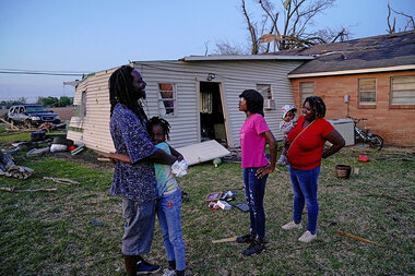 Risk and recovery: Mississippi tornado signals twin challenges - Vimarsana News
