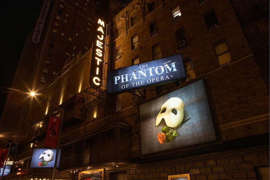 On Broadway, saying goodbye to 'Phantom'  