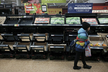 UK vegetable shortage caused by Brexit, climate change, energy costs - Vimarsana News