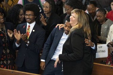 Nashville's metro council to vote on expelled lawmakers reinstatement - Vimarsana News