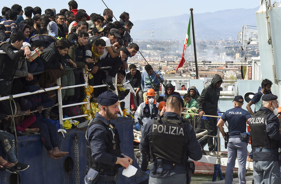 EU develops a collaborative migration policy. What will it look like?