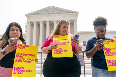Supreme Court blocks student loan relief, narrows presidential power - Vimarsana News