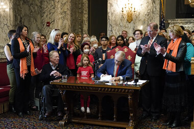 Washington state judge rejects attempt to block new gun laws - Vimarsana News