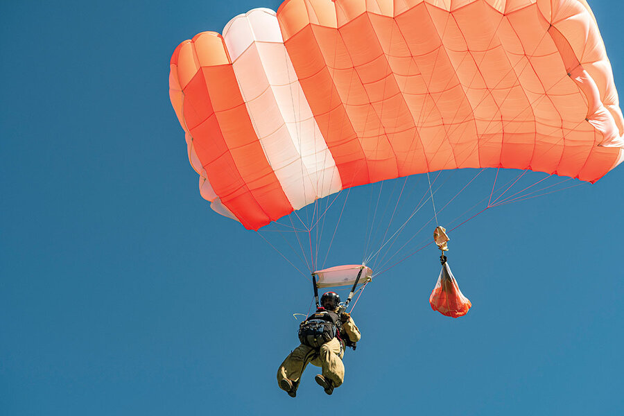 In Pictures: The smokejumpers of McCall, Idaho, fight wildfires ...