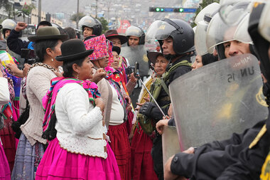 Protesters in Peru fight indifference, demand new elections - Vimarsana News