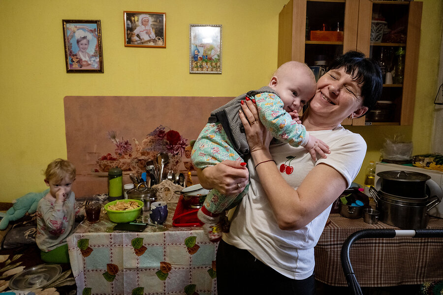 Amid Western aid cuts, Ukraine families wonder how they&rsquo;ll get by