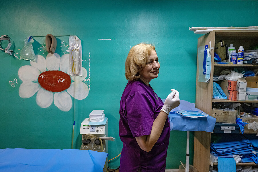 There was no medicine, so this Ukrainian nurse sang lullabies to wounded soldiers There was no medicine, so this Ukrainian nurse sang lullabies to wounded soldiers