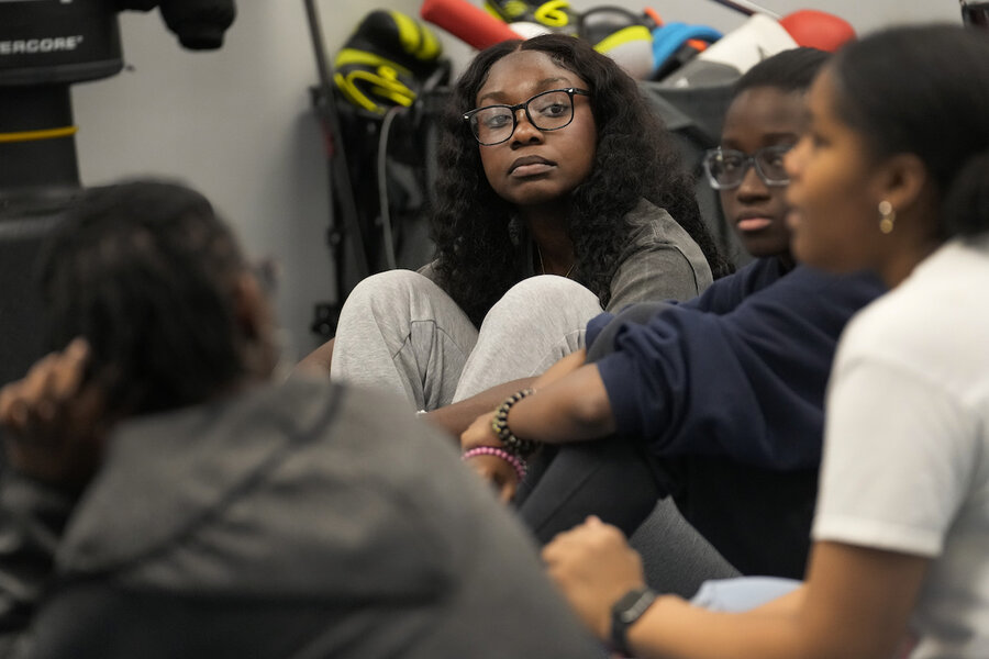 ‘Trauma-dumping’ or true to oneself? College applicants take on race in essays.