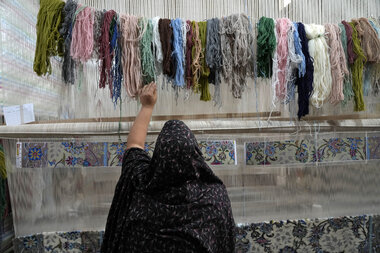 Sanctions, collapse of Iran's nuclear deal hurts silk carpet business - Vimarsana News