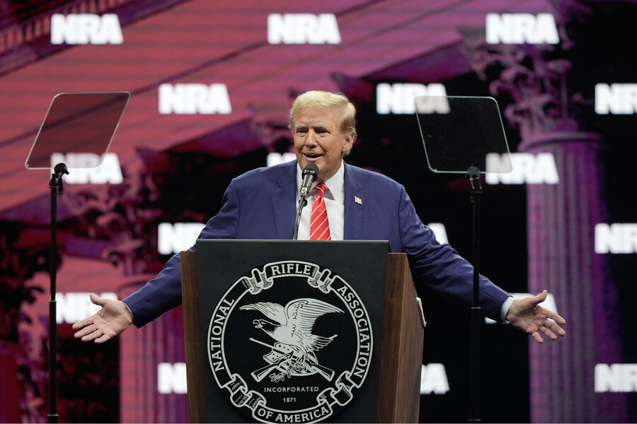 Trump reçoit le soutien de la NRA et s’engage à protéger le droit aux armes à feu