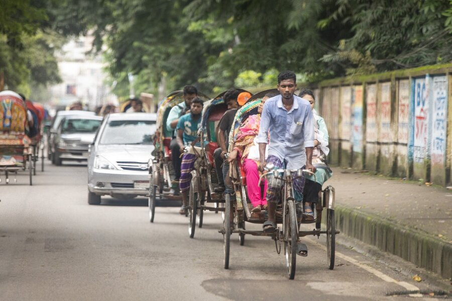 In overheated Bangladesh, social media influencers urge followers to plant more trees