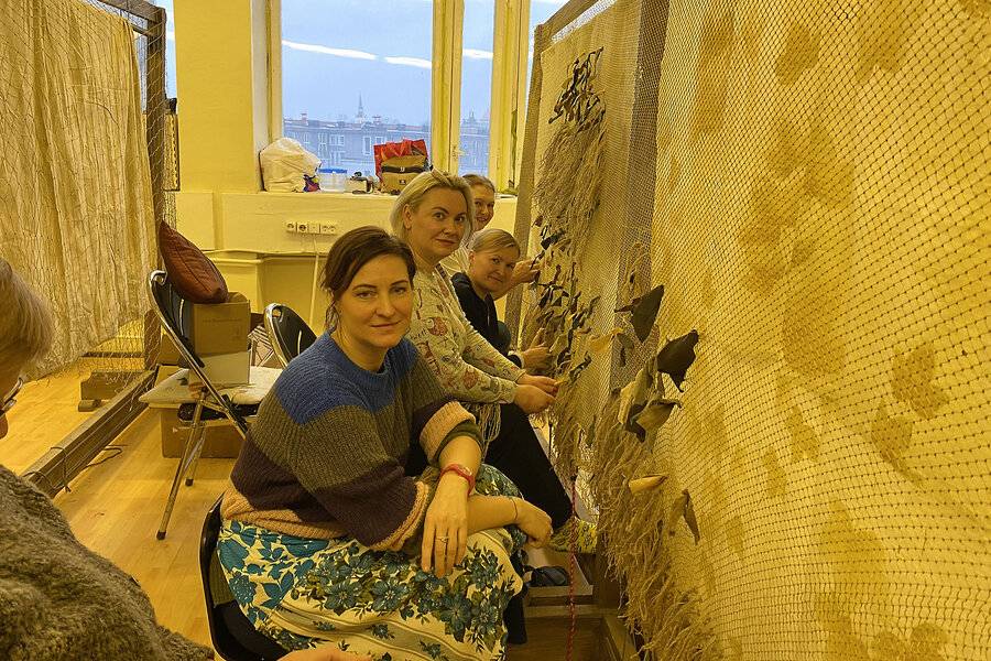 Why Estonian volunteers are weaving camouflage nets for Ukrainian soldiers