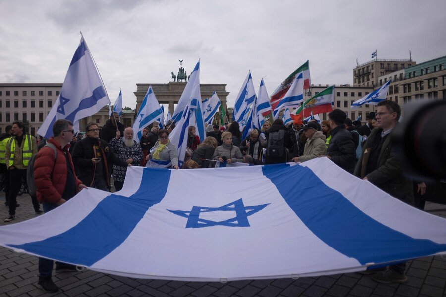 People attend a demonstration in support of Israel on the first anniversary of the Hamas attack on Israel, at the Brandenburg Gate in Berlin, Oct. 6, 2024. 