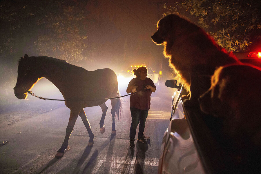 Malibu’s Franklin Fire threatens my community. It also brings us together.