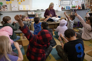 States are now more involved in tracking student data, but with the extent of a federal role increasingly less clear, the door is opening for talk of reform. 