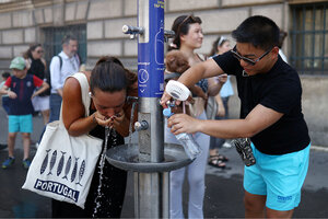 Europe is not built for the heat. It’s all that residents like the Monitor’s Paris correspondent can do to find ways to keep just a little bit cooler.