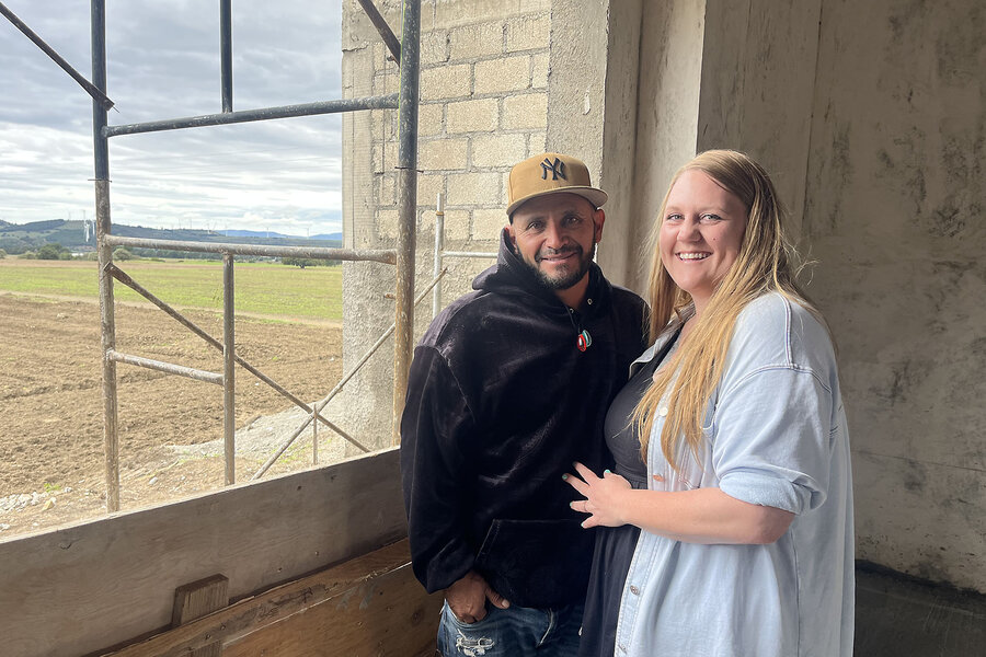 Meet the &lsquo;deportation&rsquo; social media influencer in Mexico who wishes she had no fans