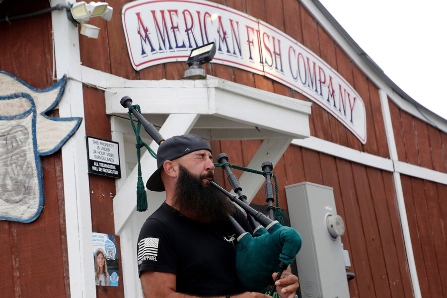 Two attacks highlight role of military veterans in mass shootings