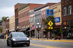 Business owners and local leaders in three Michigan towns say their hopes for economic recovery are challenged by tariffs and the government shutdown.