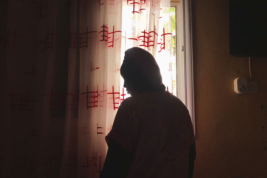 Their husbands left for Europe. These Senegalese women are picking up the pieces.