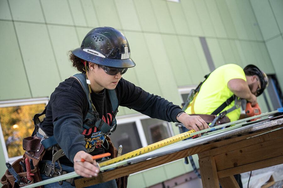 Quitting 'on my own terms': Why more women are exiting the workforce