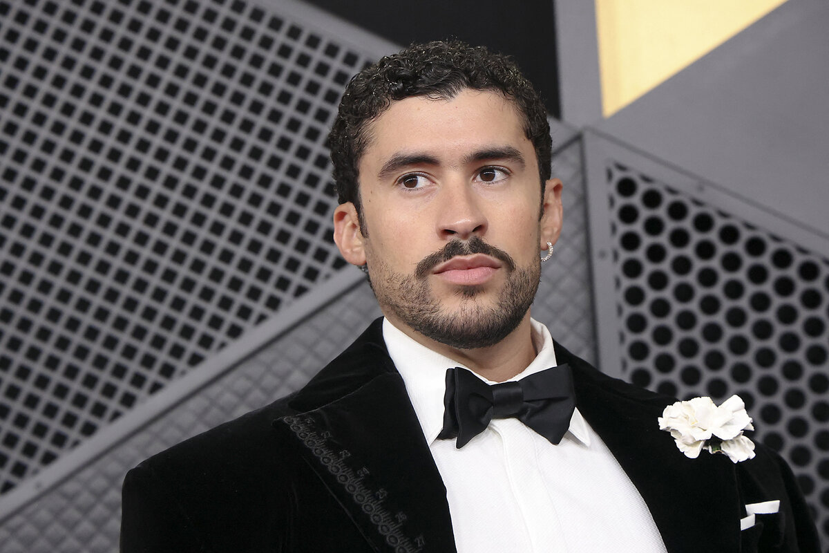 Bad Bunny takes the stage at the Super Bowl. He faces a polarized America. - CSMonitor.com