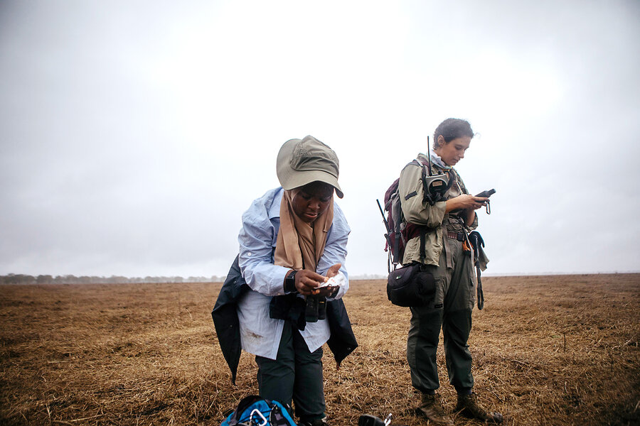 On the trail of primates, past and present, in Mozambique&rsquo;s Gorongosa National Park