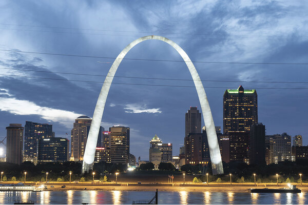 On the Mississippi, romance meets commerce – and today, the river is all businessBy Harry Bruinius, Alfredo Sosa / 8 min