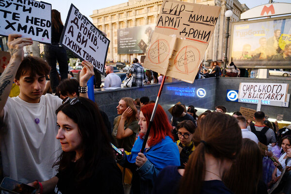 Why so many Ukrainians are up in arms over firing of defense ministerBy Scott Peterson / 5 min