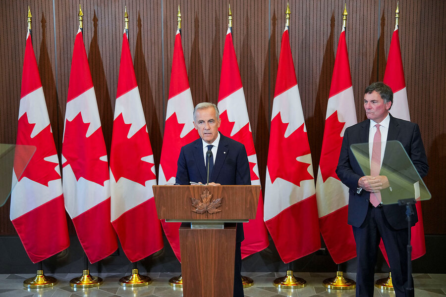 After US trade talks collapse, Canadians stand together against economic storm