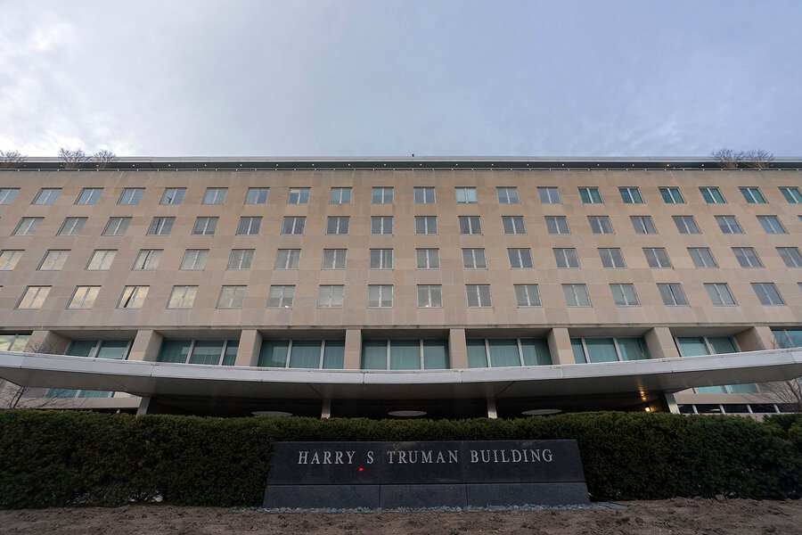 US pauses immigrant visa processing, spurring uncertainty, lawyers say
