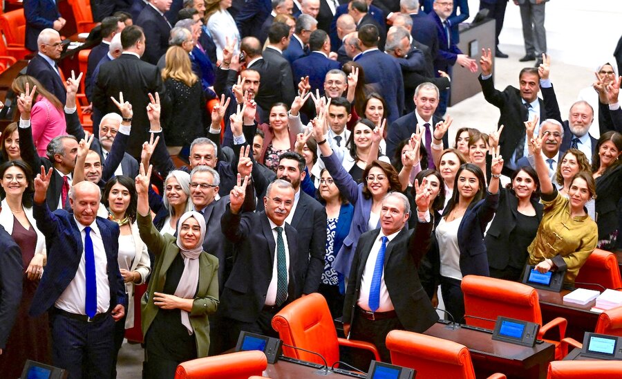 Turkey brightens the outlook for peace