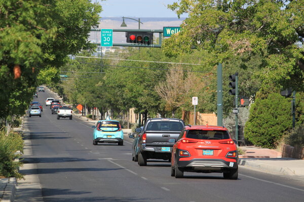 Cities pilot ‘rest in red’ program that rewards good drivers with green lightsBy JEFF McMURRAY / 4 min