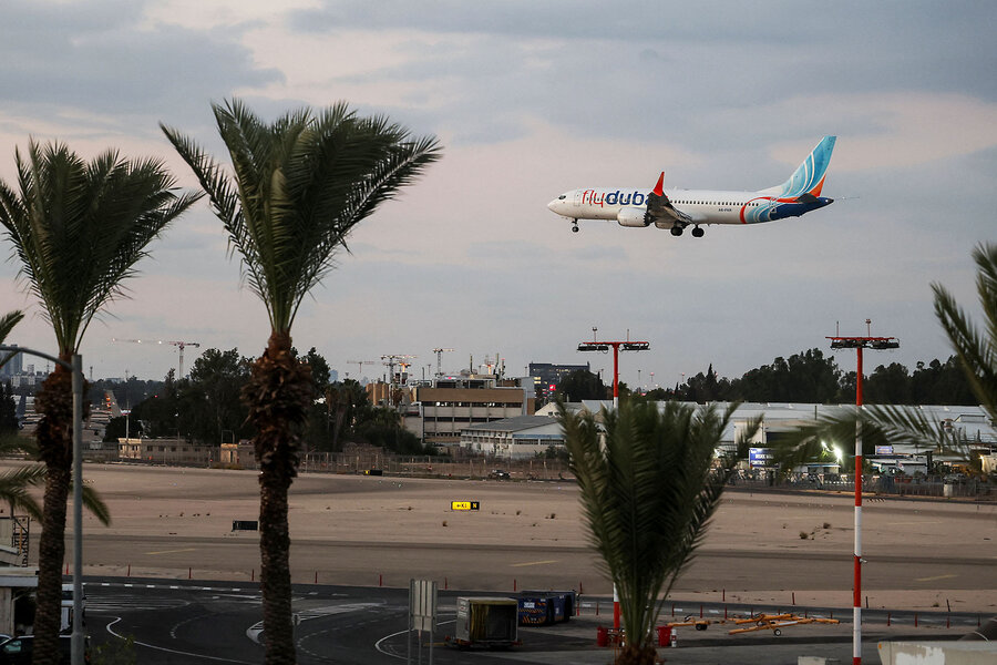 Recounting cockpit struggle on FlyDubai flight, Israeli passengers return home