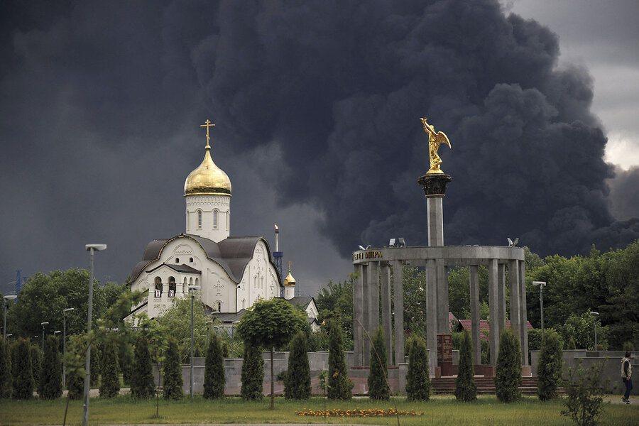 As Russia votes, the Kremlin offers the public few options &ndash; or incentives