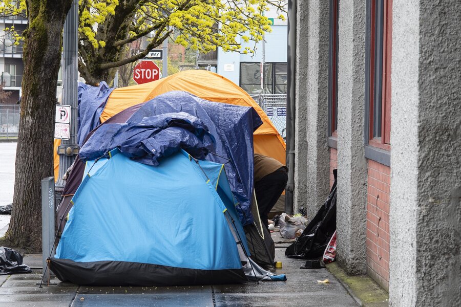 A simple (golden) rule to counter homelessness