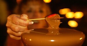 Chocolate at Chaco Canyon a ceremonial beverage heads north