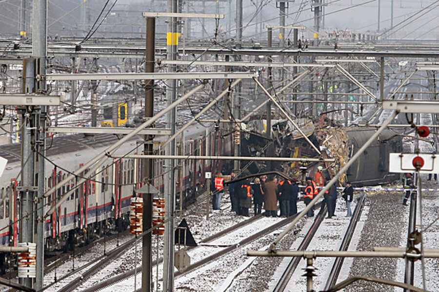 Belgian train crash kills at least 12: governor - CSMonitor.com