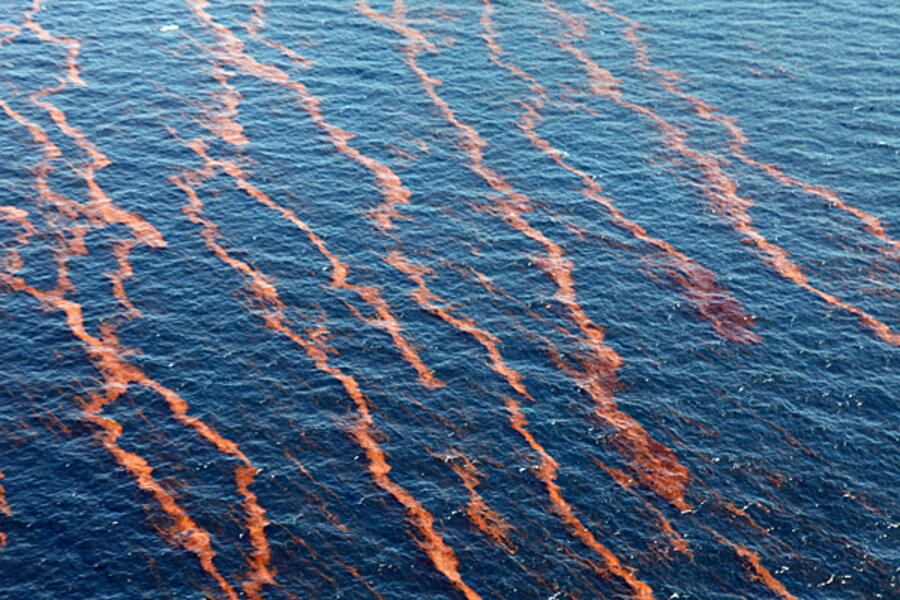 oil-spill-gulf-of-mexico-disaster-growing-by-the-moment-csmonitor