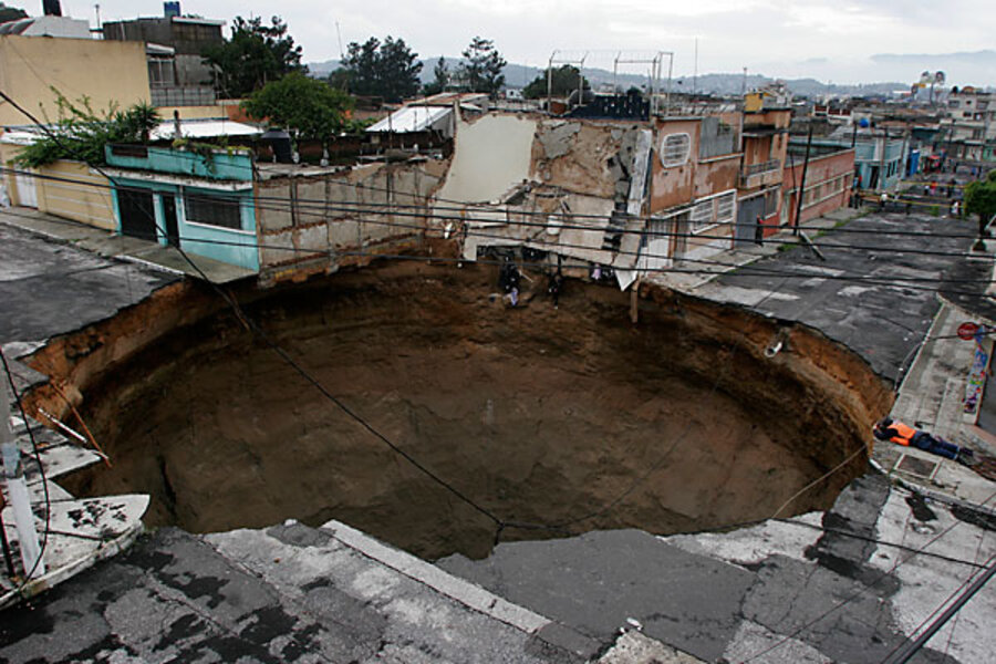 Tropical Storm Agatha Floods Kill 150 Cause Giant Sinkhole In 3823