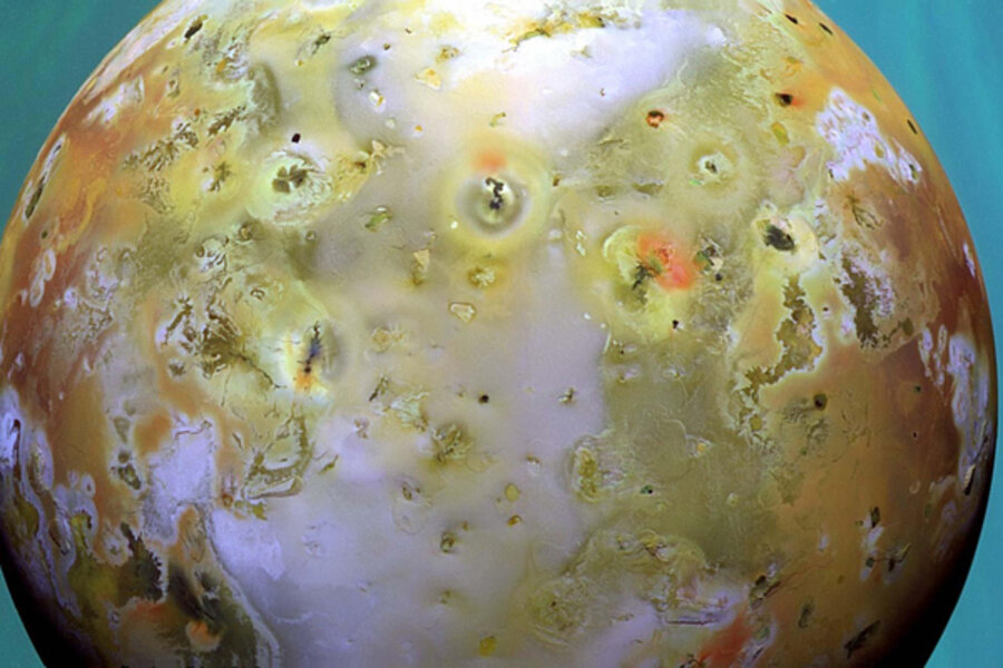Scientists discover that Jupiter moon smells terrible 