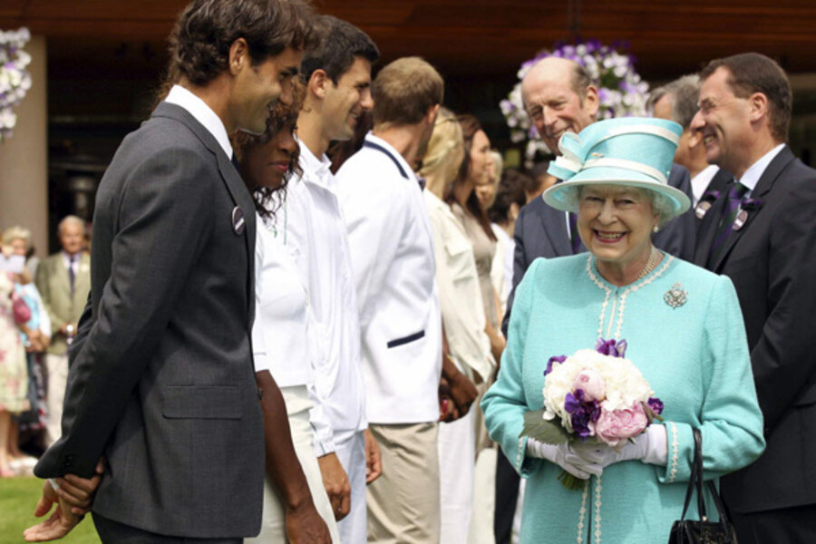 the queen visits wimbledon