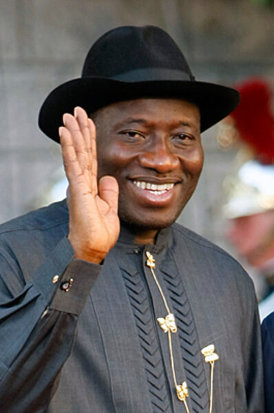 Nigeria President Goodluck Jonathan finally announces ...